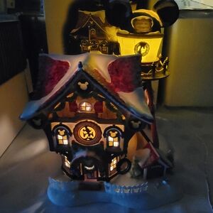 2003 Retired Dept 56 X Disney #56759 "Mickey's North Pole Holiday House"
